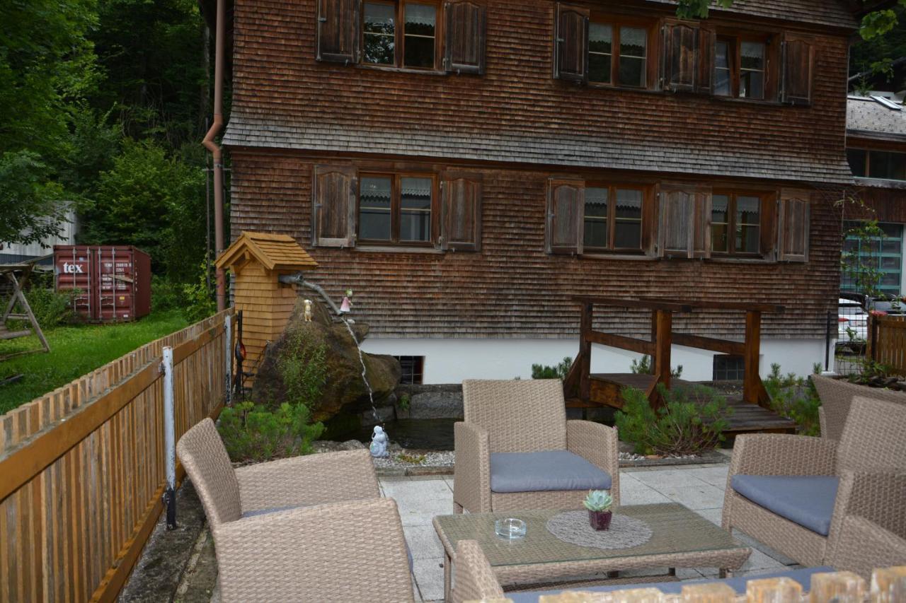 Happy Point Apartment Mellau Luaran gambar